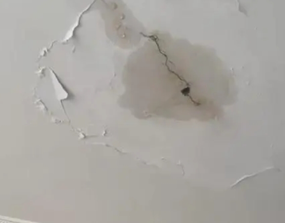 丛台阳台漏水维修公司分享下屋面防水工程质量问题原因分析